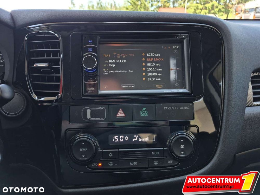 Mitsubishi Outlander - 23