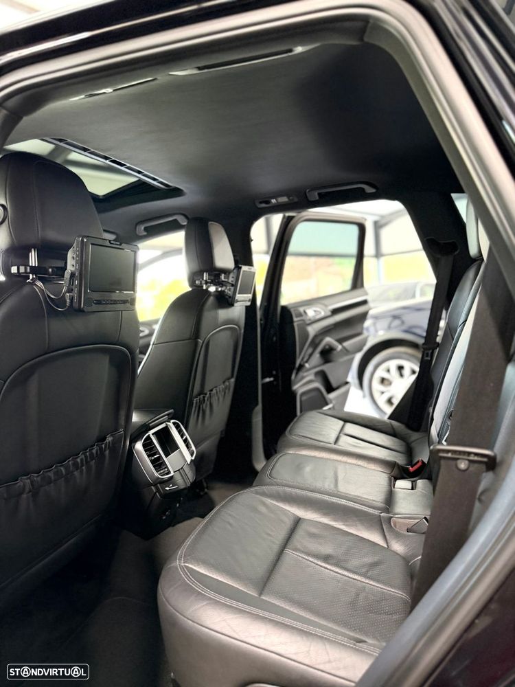 Porsche Cayenne 3.0 V6 - 30