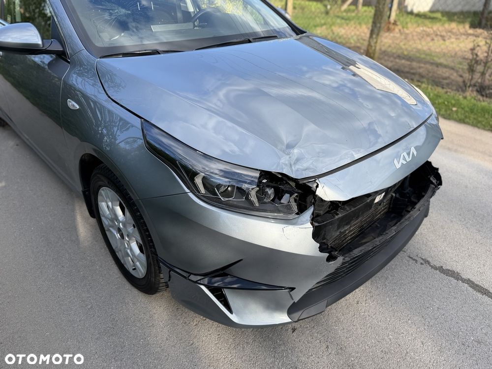 Kia Ceed 1.6 CRDi mHEV Business Line DCT - 12