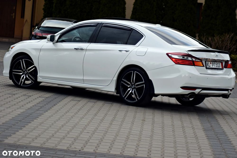 Honda Accord - 13