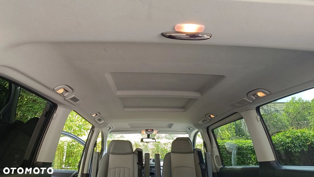 Mercedes-Benz Viano - 22