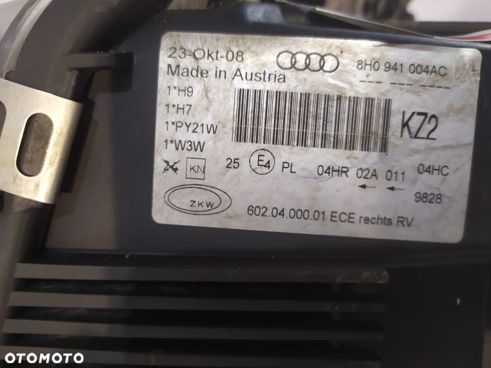 AUDI A4 B6 Cabrio Lampa przednia Prawa - 15162 - 8