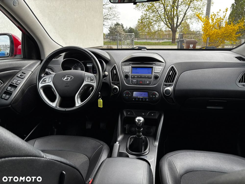 Hyundai ix35 1.6 2WD Fifa World Cup Edition - 31