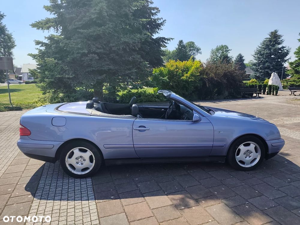 Mercedes-Benz CLK 320 - 7