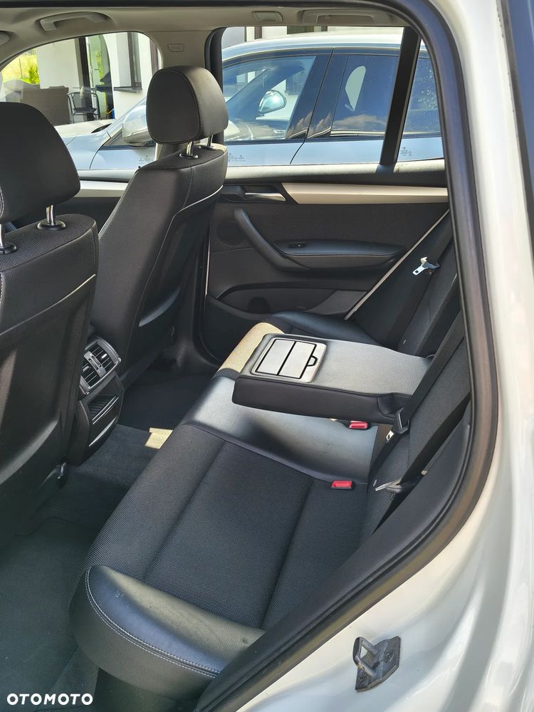 BMW X3 20d xDrive - 13
