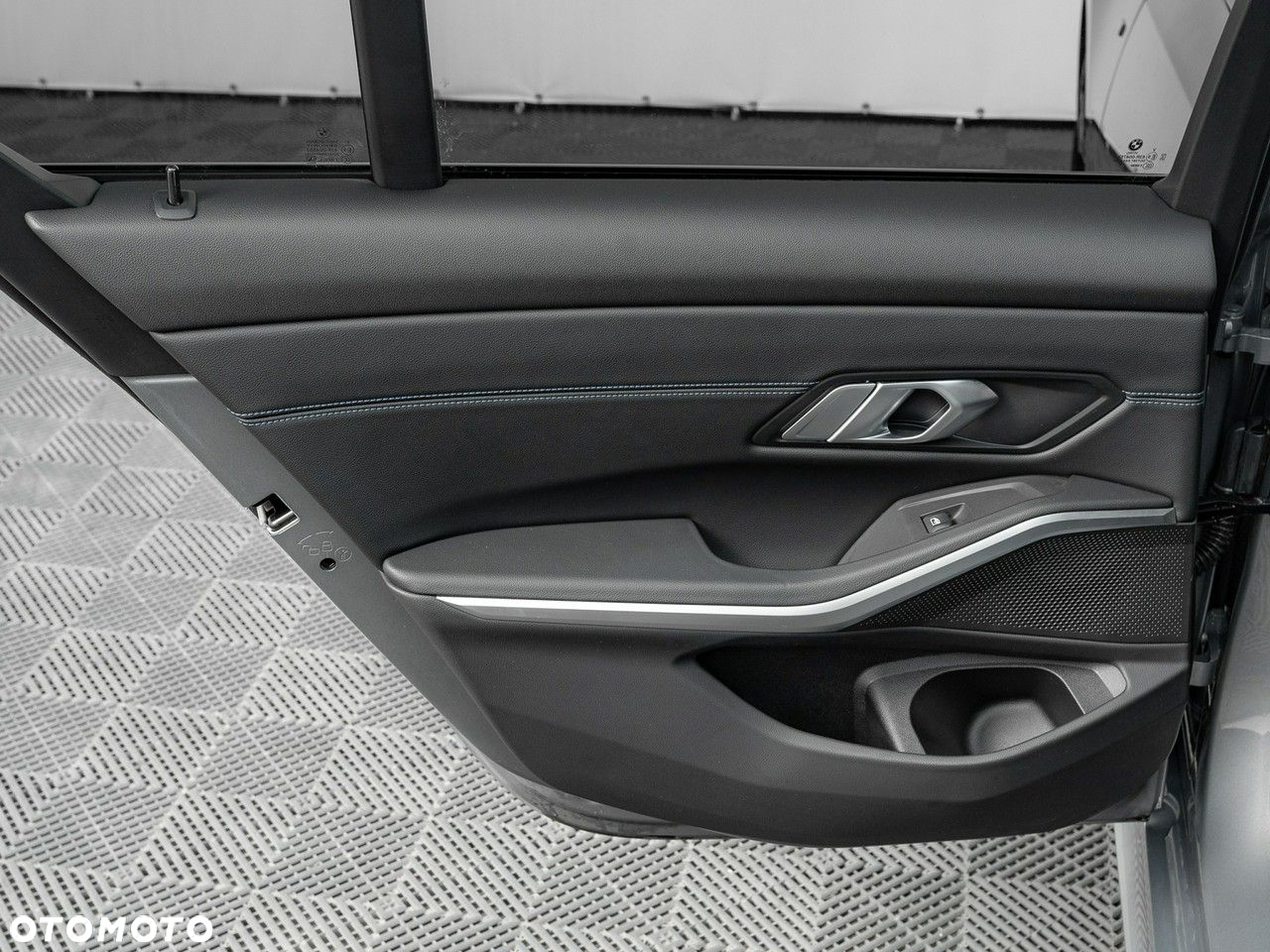 BMW Seria 3 320d xDrive M Sport sport - 23
