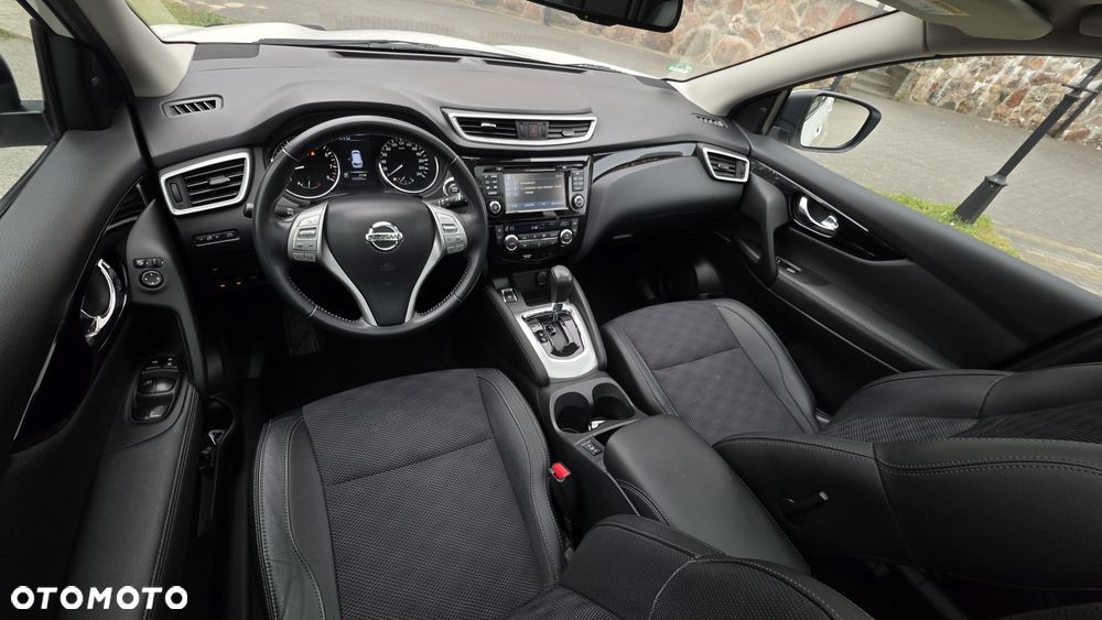 Nissan Qashqai 1.2 DIG-T Xtronic TEKNA+ - 20