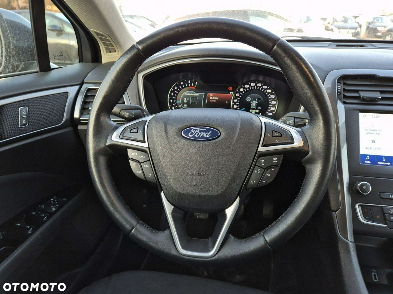 Ford Mondeo - 28