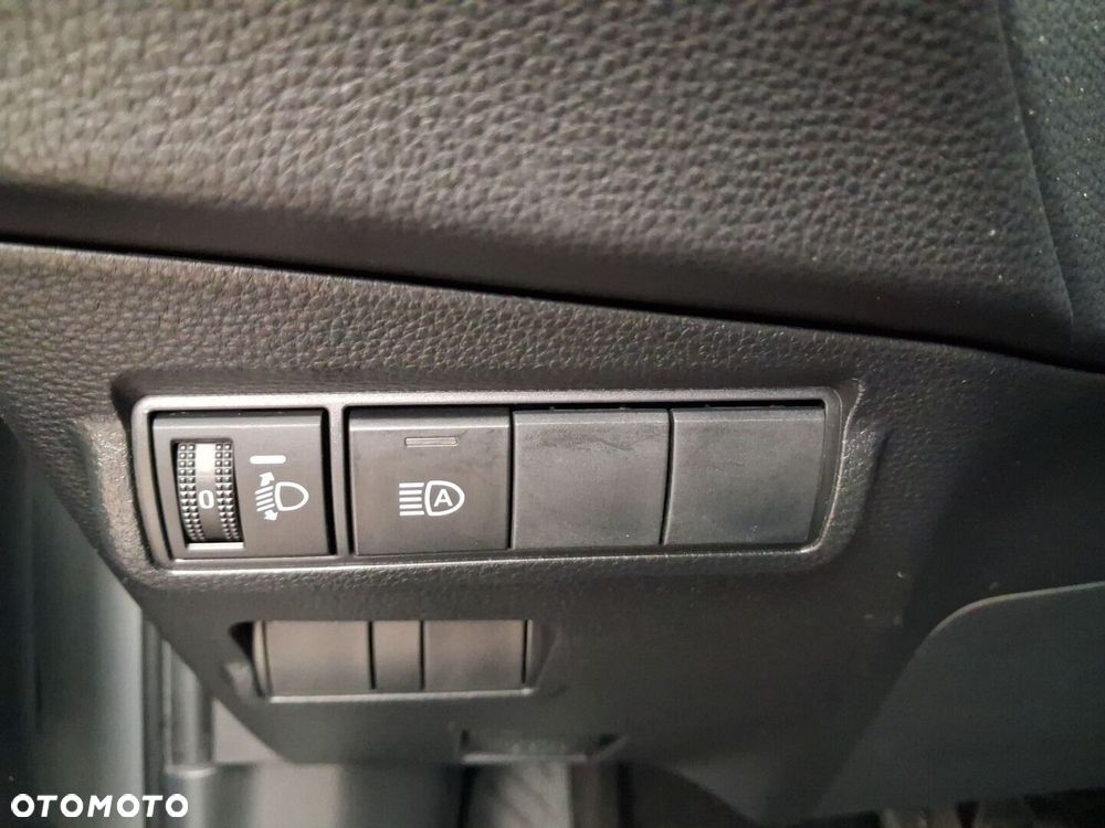 Toyota Corolla Cross - 22