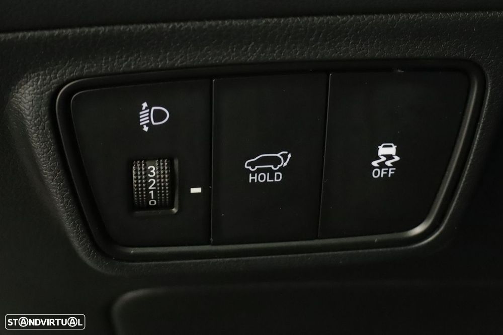 Hyundai Tucson 1.6 CRDi Vanguard DCT - 17