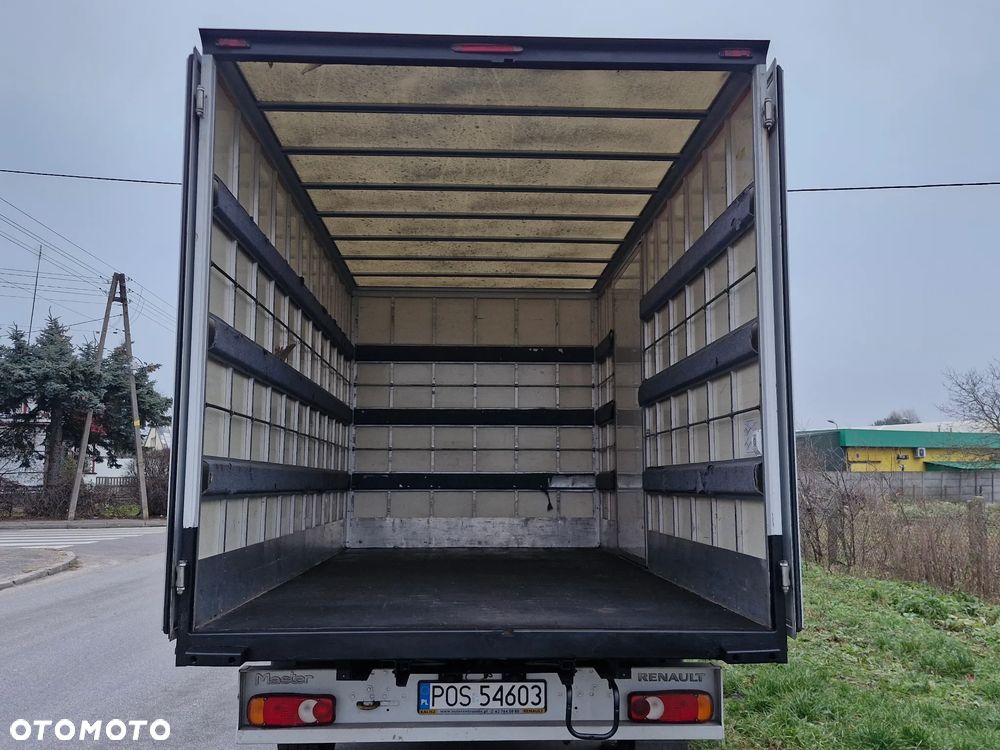Renault Master - 10