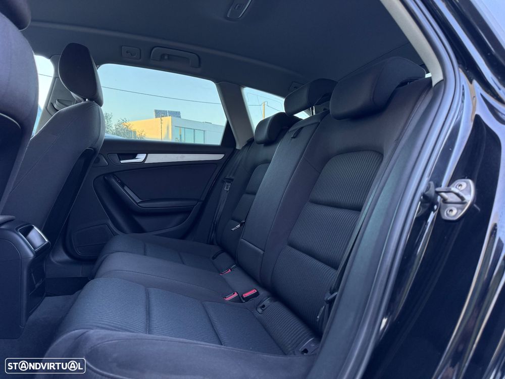 Audi A4 Avant 2.0 TDI ultra DPF Attraction - 11