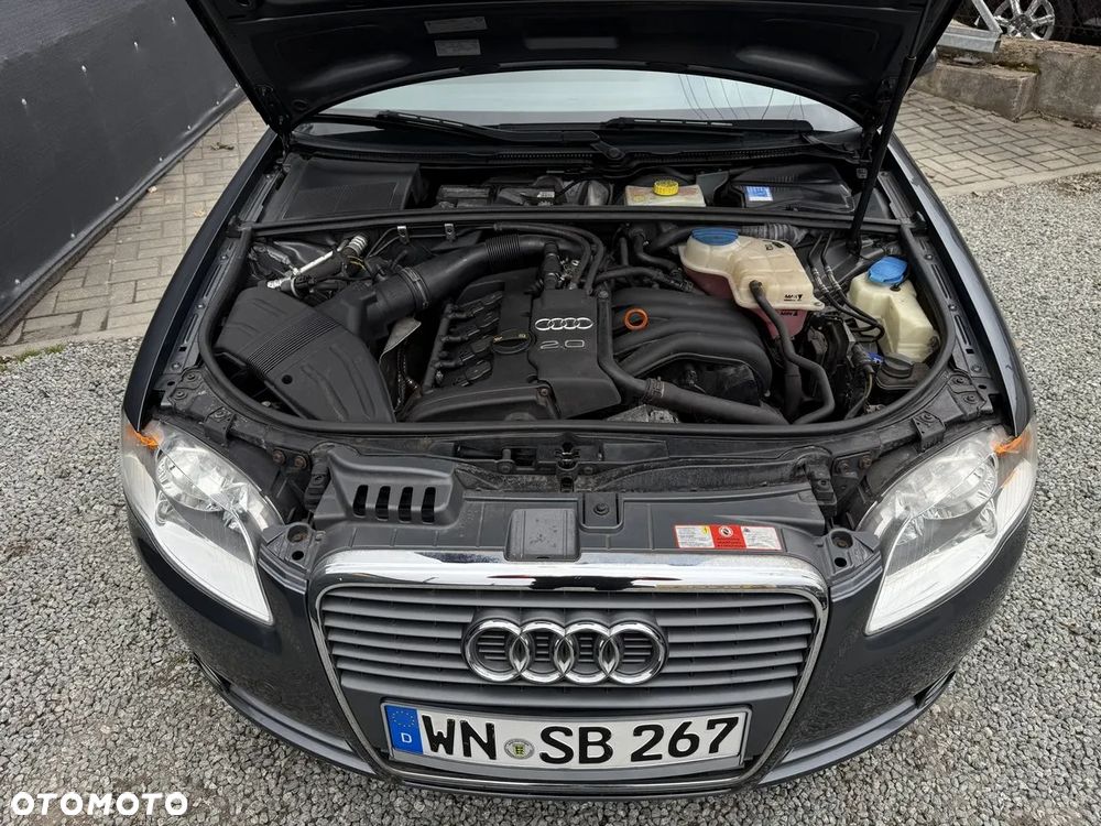 Audi A4 Limousine - 16
