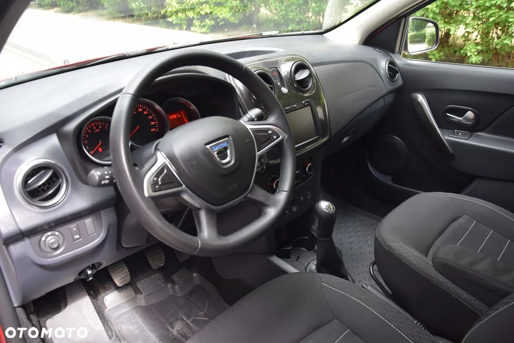 Dacia Sandero 1.0 SCe Laureate - 11