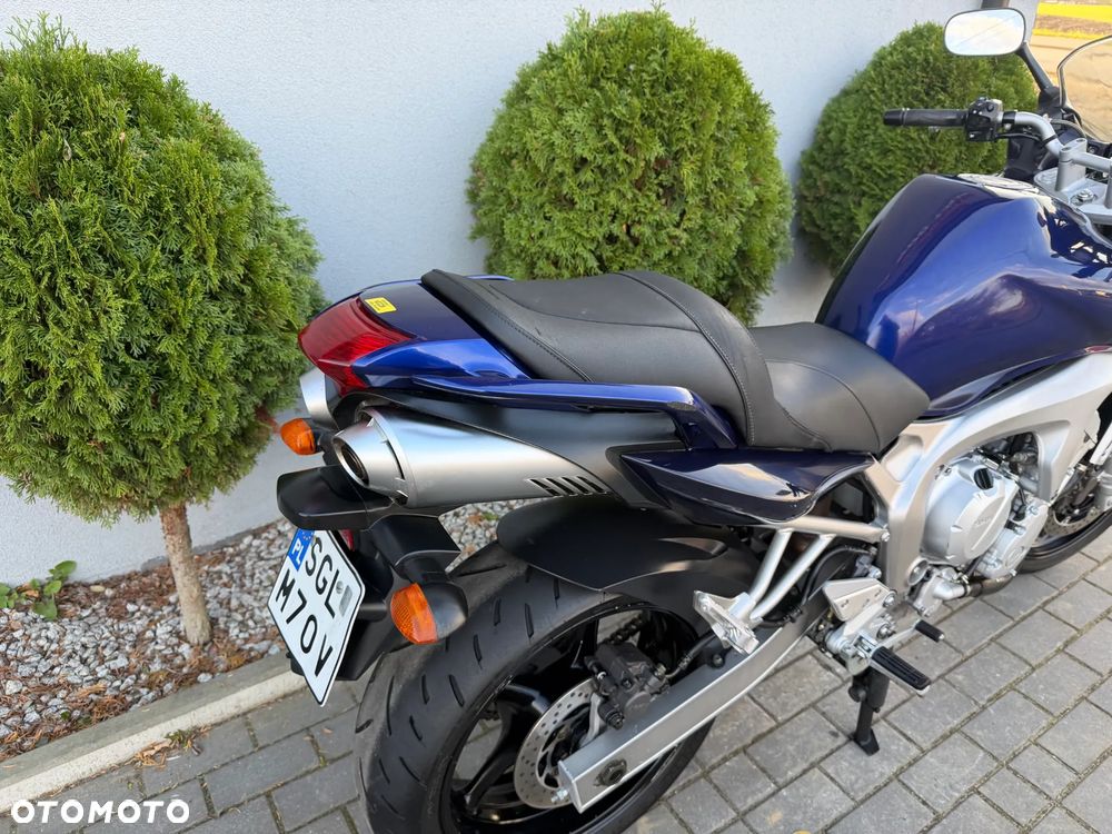 Yamaha FZ - 23