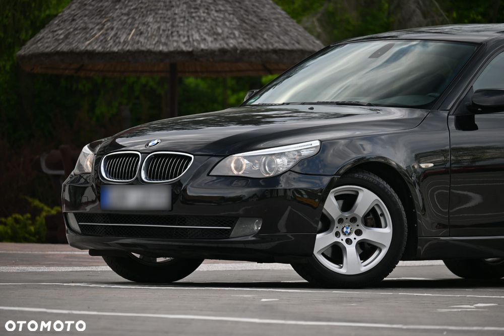 BMW Seria 5 530d Edition Sport - 4