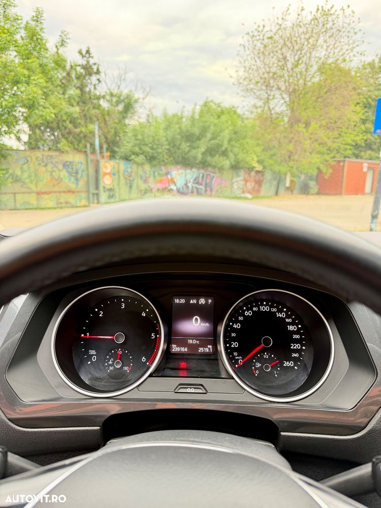 Volkswagen Tiguan 2.0 TDI SCR DSG Elegance - 6