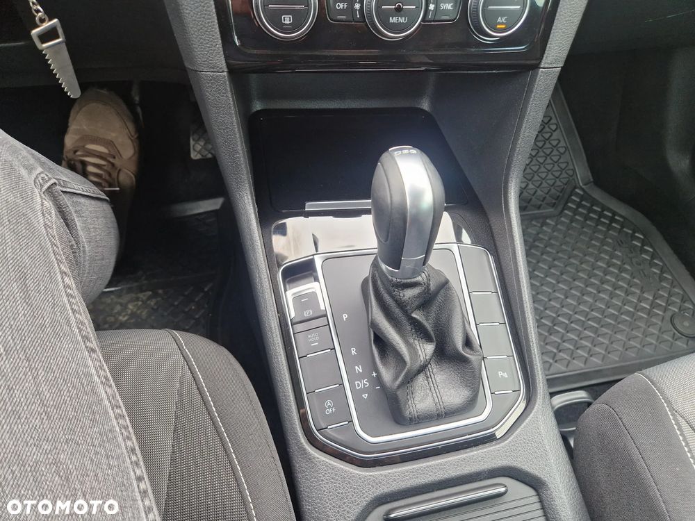 Volkswagen Golf Sportsvan SV 1.4 TSI BMT Highline DSG - 19