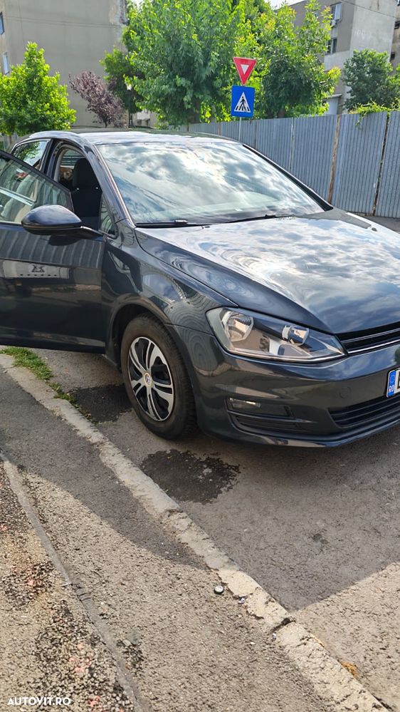 Volkswagen Golf 1.2 TSI BMT Comfortline - 2
