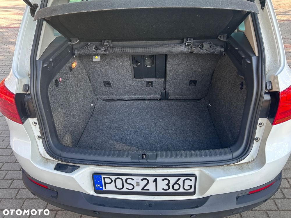 Volkswagen Tiguan 2.0 TDI DPF BlueMotion Technology Exclusive - 11