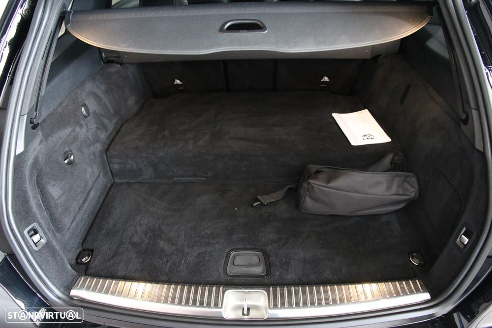 Mercedes-Benz C 300 de AMG Line - 29