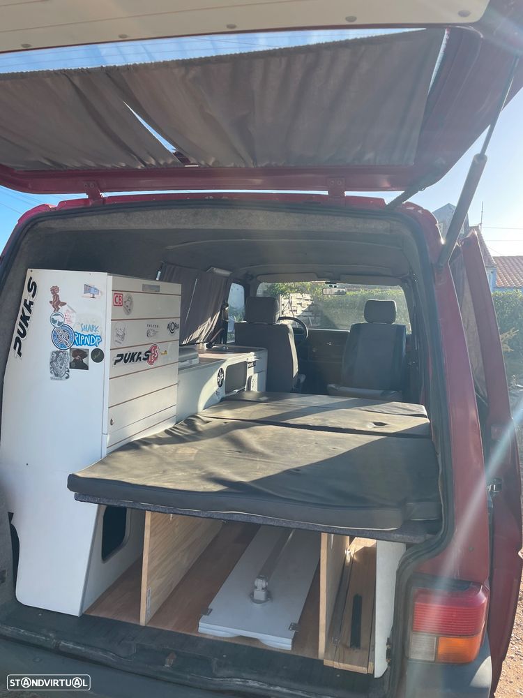 VW Transporter 1.9 TD Kombi Lg.Sp - 8