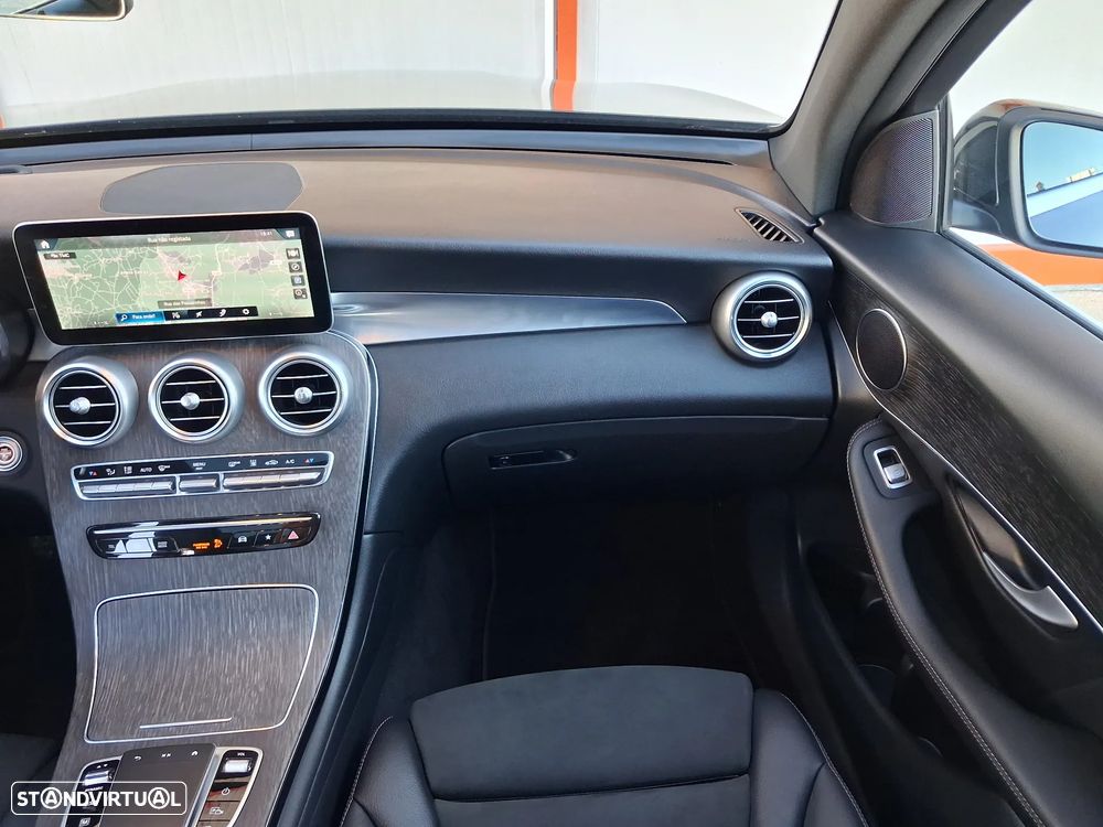 Mercedes-Benz GLC 300 e 4Matic - 22