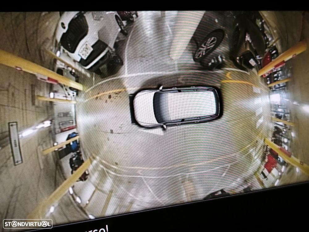 VW Passat Variant - 38