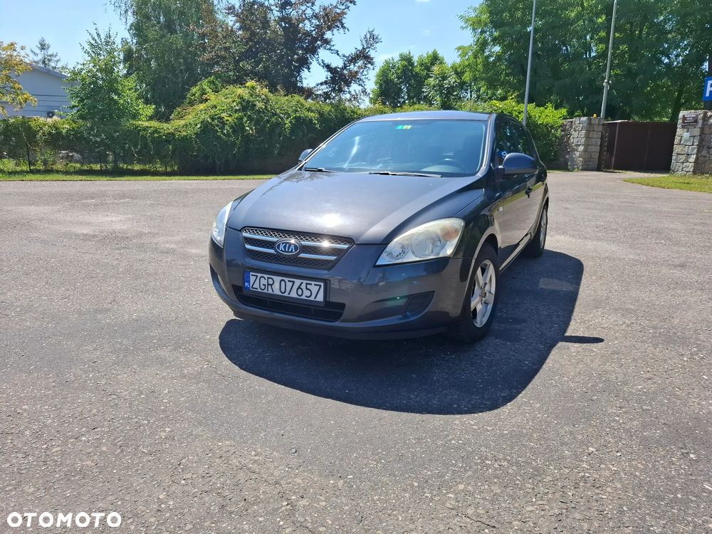 Kia Ceed 1.4 Comfort - 2