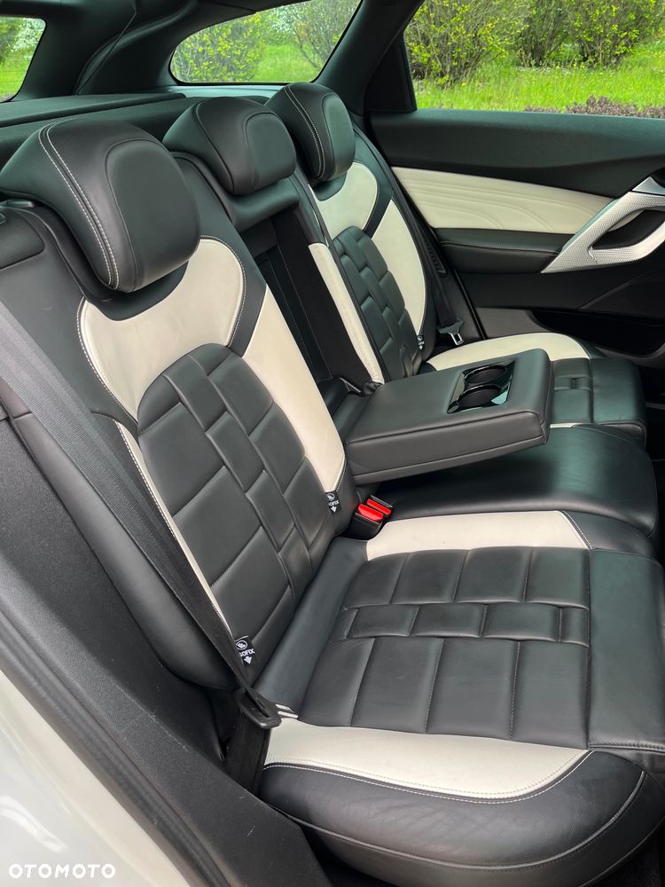 Citroën DS5 Hybrid4 EGS6 SportChic - 11
