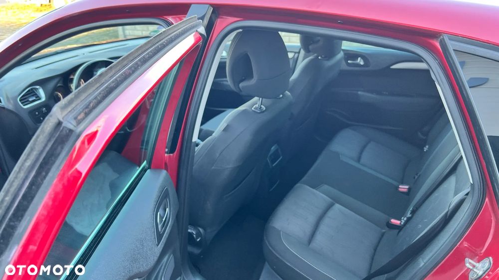 Citroën C4 VTi 120 Attraction - 16