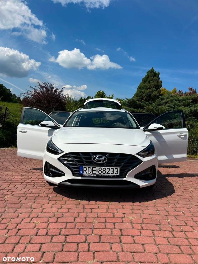 Hyundai i30 1.6 D Comfort DCT - 1