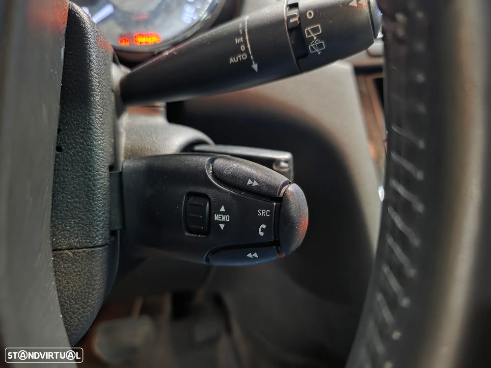 Peugeot 5008 BlueHDI 120 EAT6 Stop & Start Allure - 44