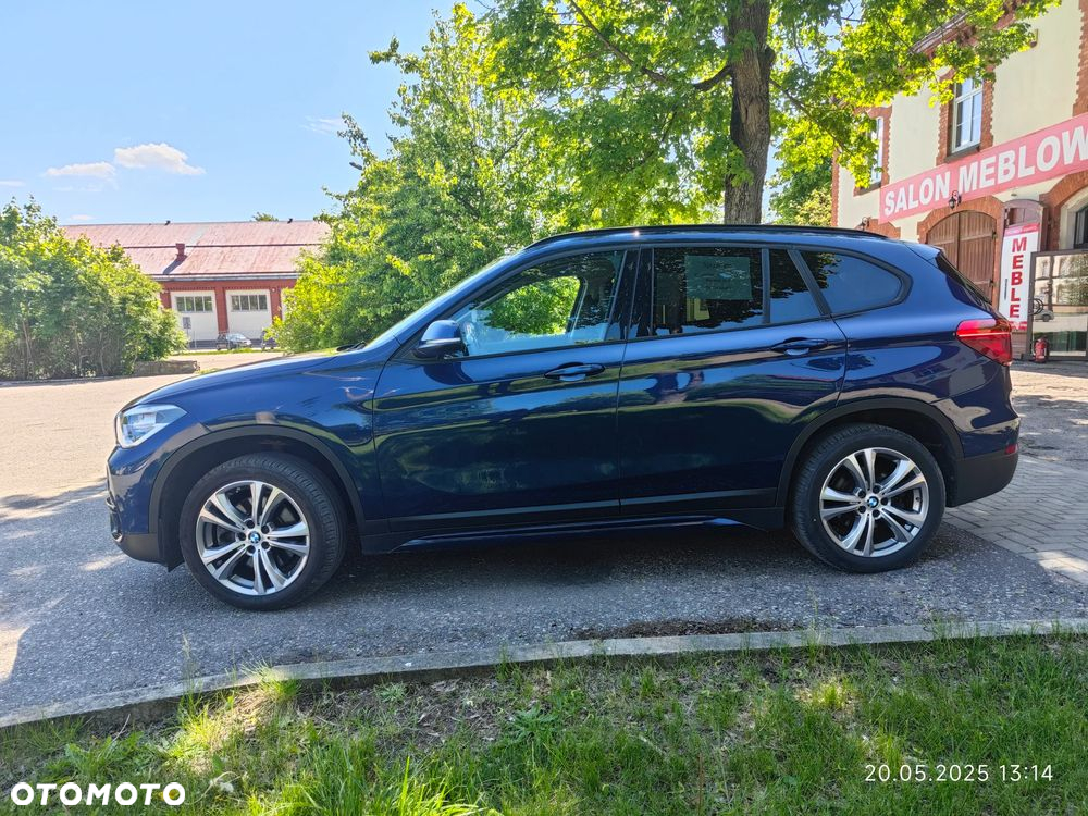 BMW X1 xDrive20d Sport Line - 6