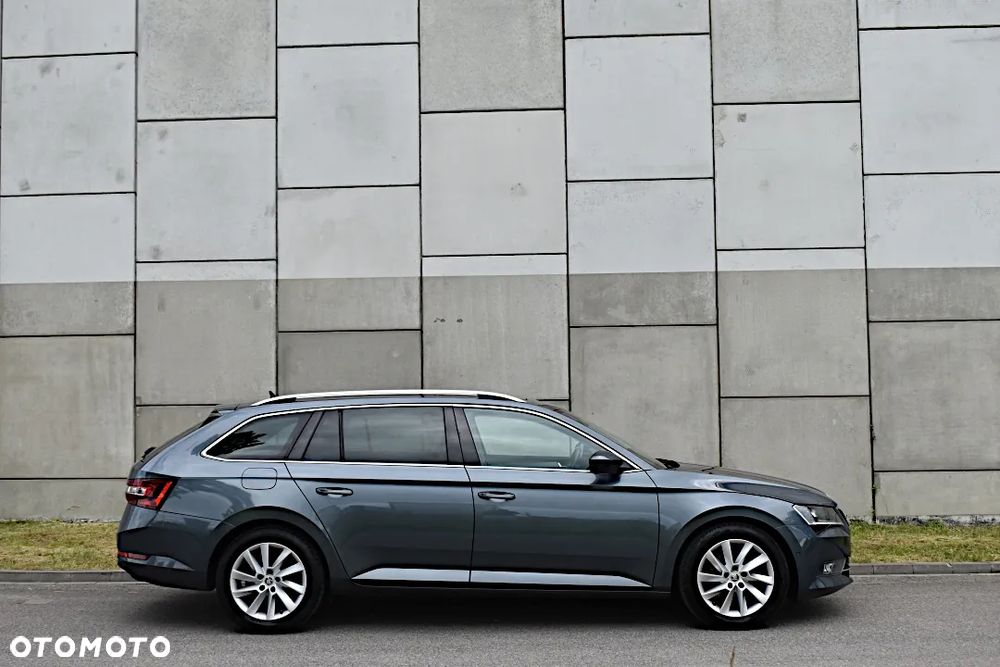 Skoda Superb 1.6 TDI Style - 10