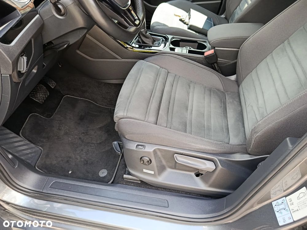Volkswagen Touran 2.0 TDI SCR DSG Highline - 21