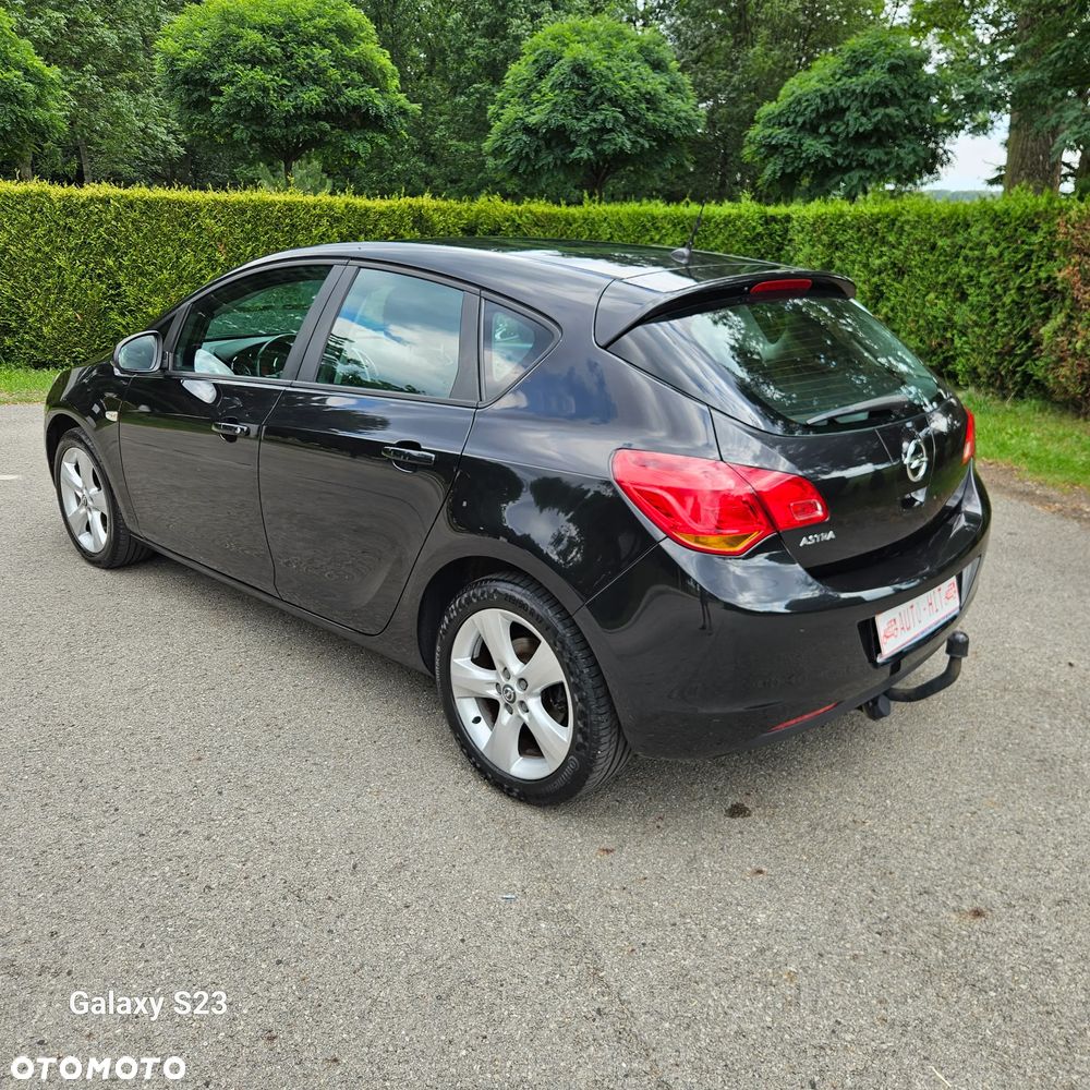 Opel Astra 1.6 Color Edition - 14