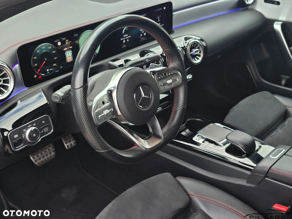 Mercedes-Benz CLA - 36