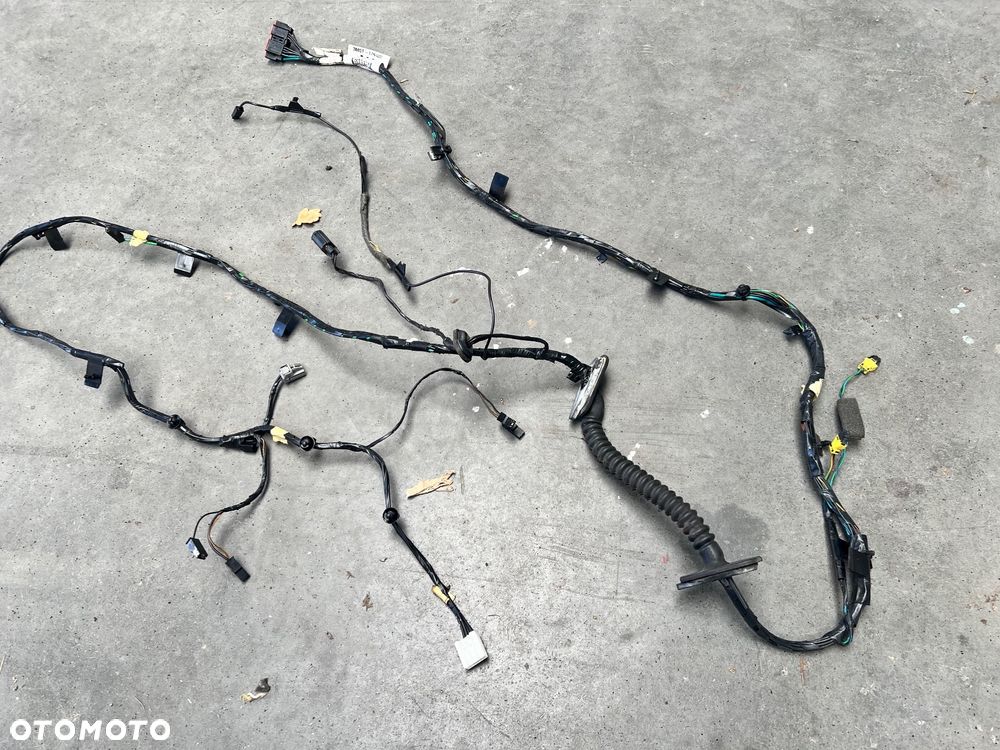 Wiązka przewodów klapy bagażnika FORD C-MAX MK1 3m5t-17n400-aas / 3m5t-17n400 - 2