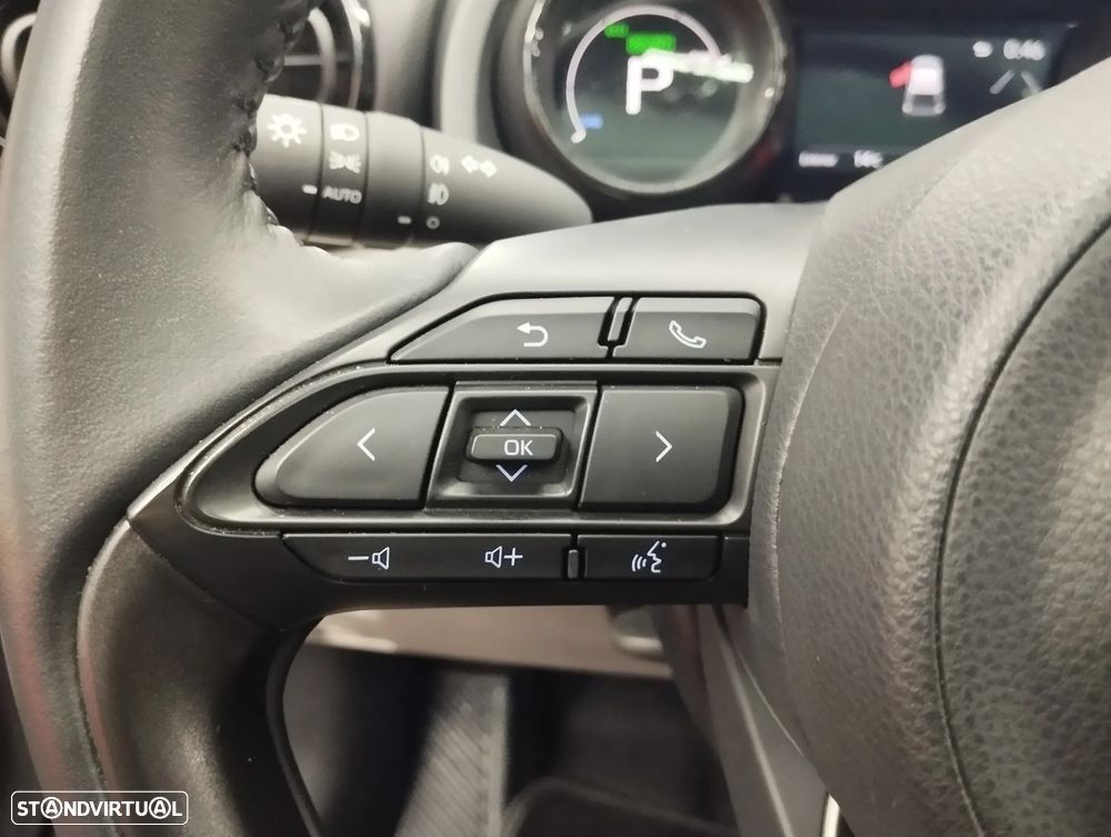 Toyota Yaris 1.5 HDF Luxury - 22