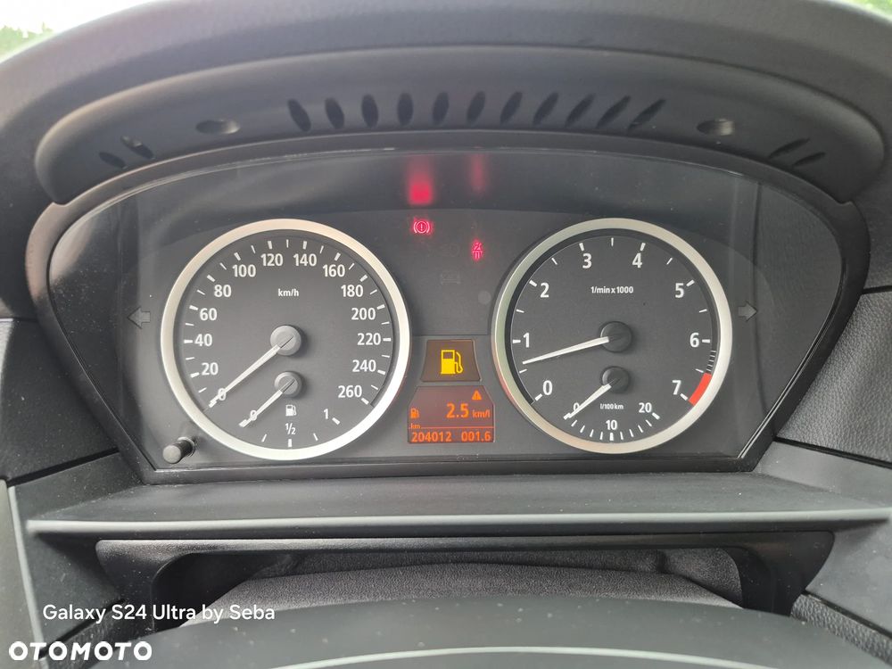BMW Seria 5 523i - 12