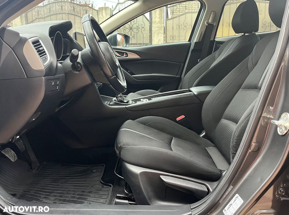 Mazda 3 G120 Attraction - 13