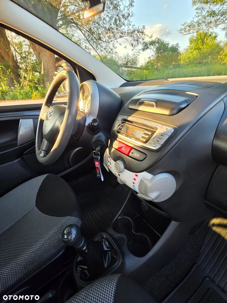 Toyota Aygo Club - 14