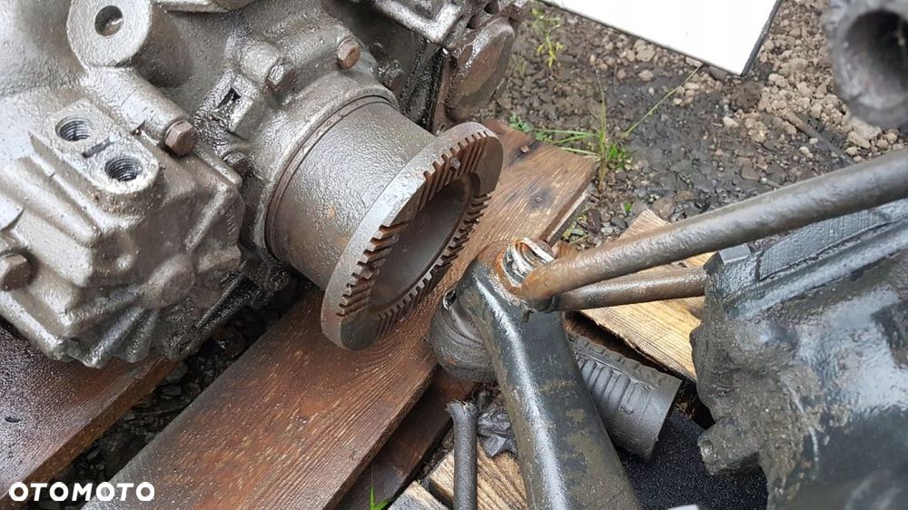FLANSZA WAŁU SKRZYNI BIEGÓW ZF MAN 16S109 - 2