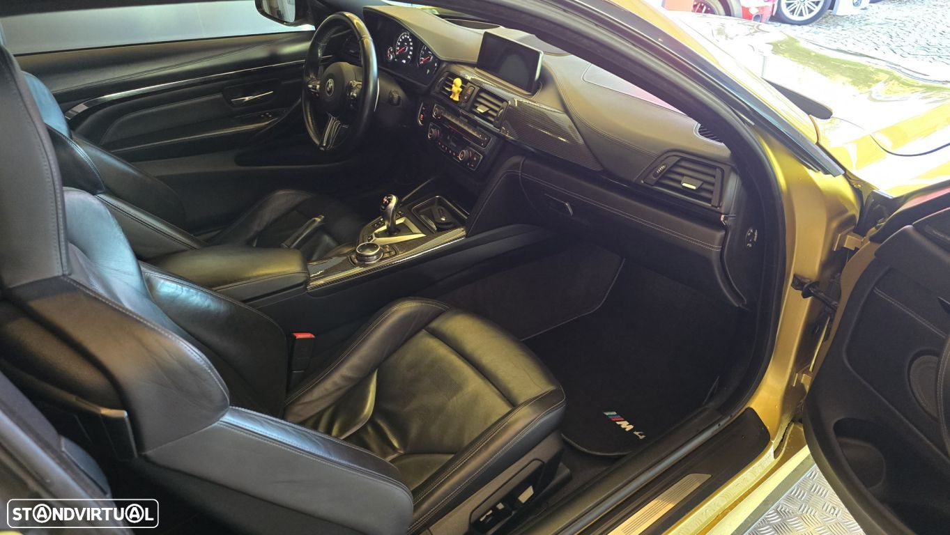 BMW M4 Auto - 59