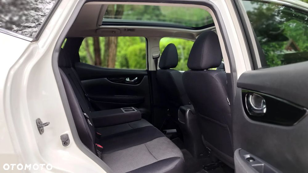 Nissan Qashqai 1.6 dCi Tekna S&S - 17