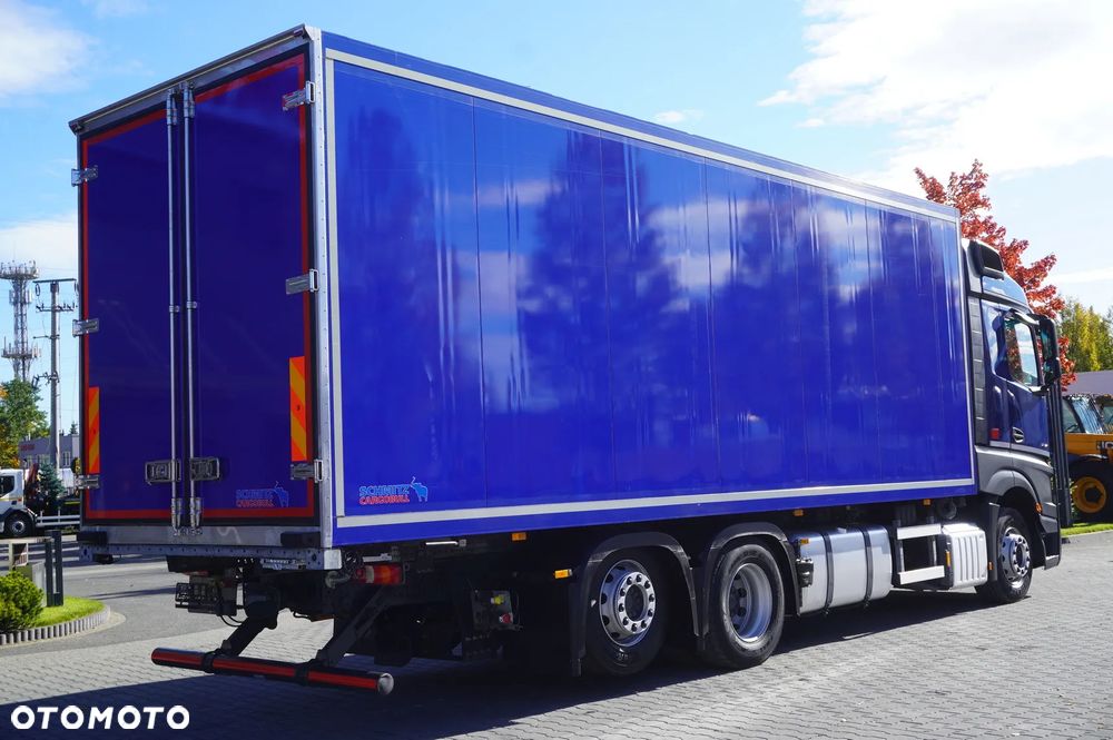 Mercedes-Benz Actros 2548 MP5 6x2 / Chłodnia Schmitz 19 EPAL / 2023_239575 - 4