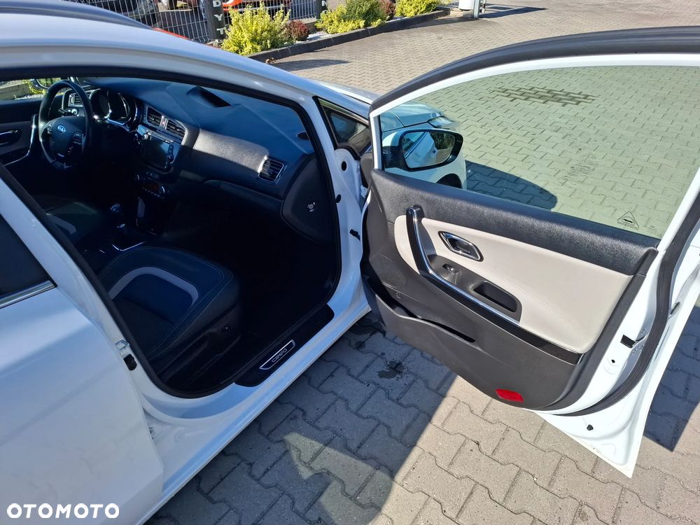 Kia Ceed - 19