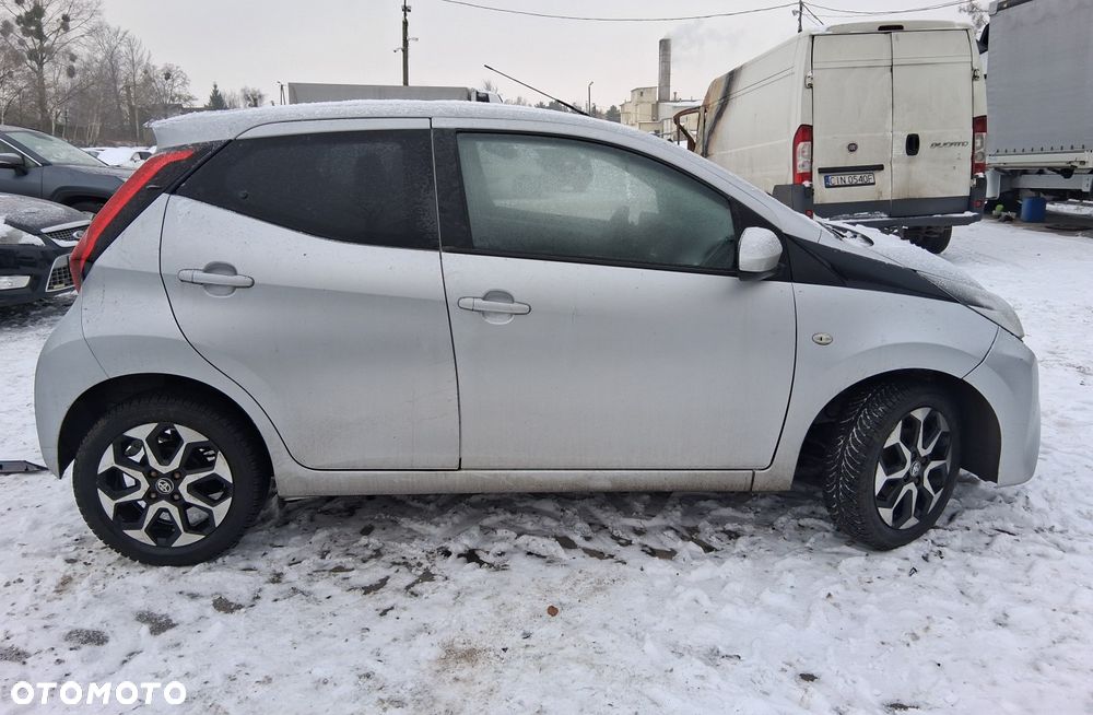 Toyota Aygo 1.0 VVT-i Color Edition - 3
