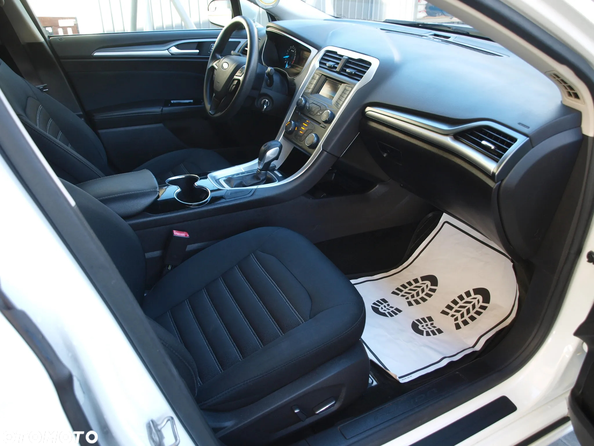 Ford Fusion - 9